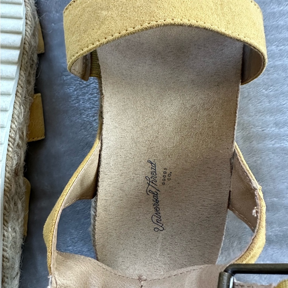 Universal Thread Yellow Sandals - Picture 5 of 5
